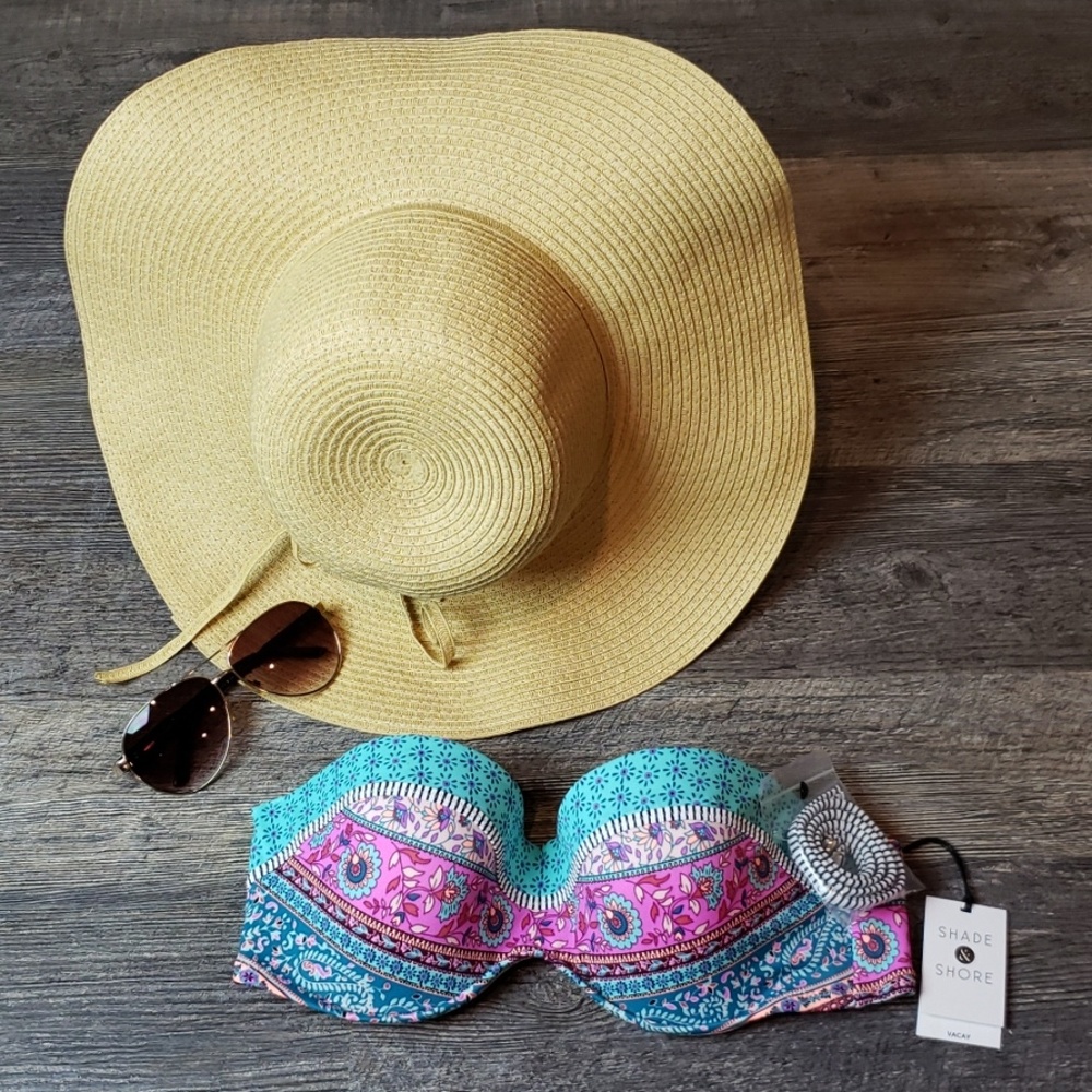 NWT Shade & Shore Cup Bikini Top Opt. Halter Strap